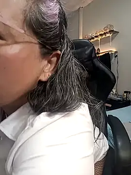 SolVegaNaciente online show from 02-19-26, 02:40