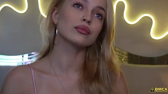 kellypeachcake online show from 10-01-25, 05:24