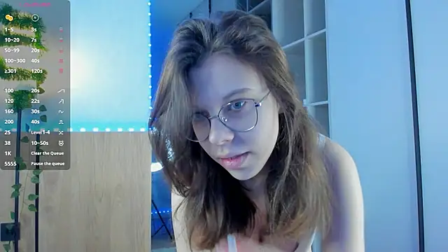 Snapshot of Xonalenei chatting on 02-16-26, 08:05 Xonalenei online show from 02-16-26, 08:05