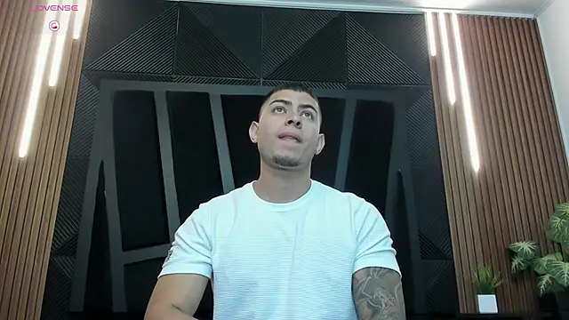 marco garciia  online show from 09-24-25, 11:19