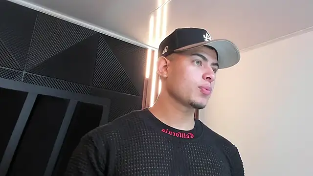 marco garciia  online show from 10-02-25, 11:12