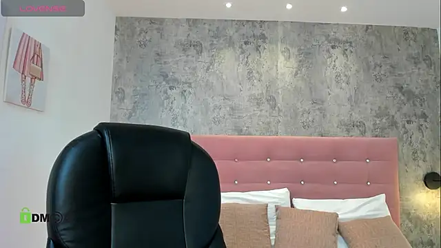 brithanycollins online show from 10-07-25, 12:35