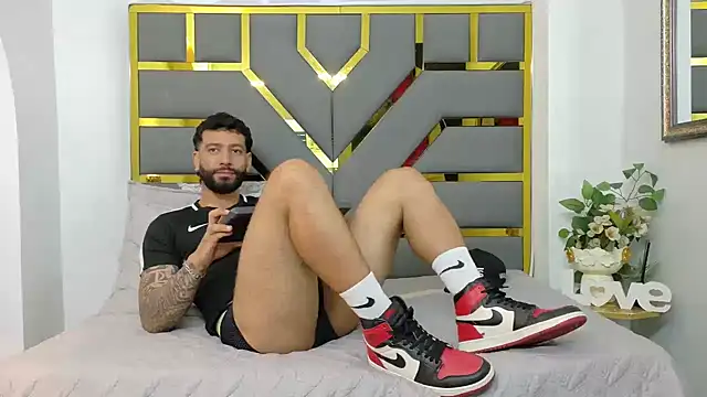 yorbymaxx online show from 10-08-25, 02:14