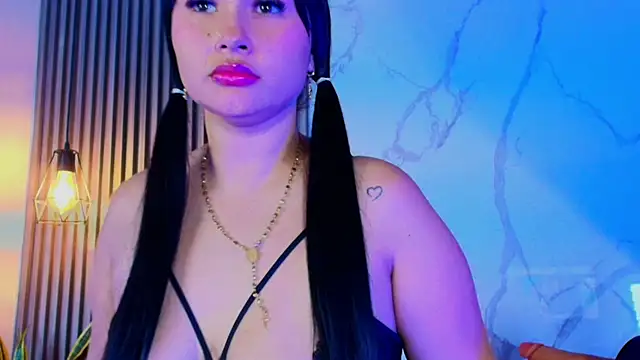 Snapshot of Cherry__blossom18 chatting on 09-17-25, 11:23 Cherry  blossom18 online show from 09-17-25, 11:23