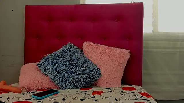 Veronica mellerr online show from 10-11-25, 03:43