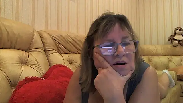 Simply woman online show from 04-08-26, 07:47