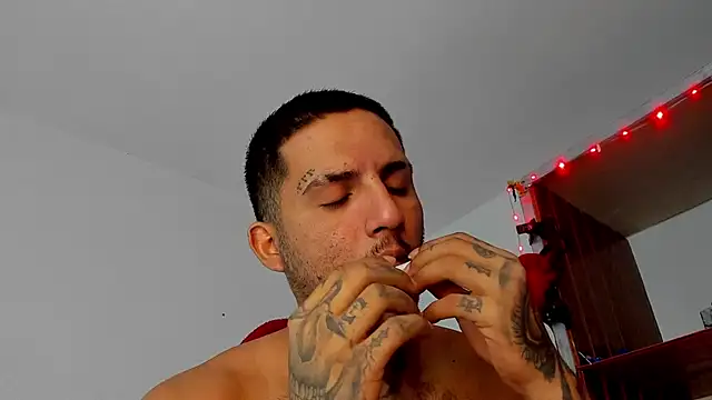 Lord Luciferhot Dirty666 online show from 04-17-26, 10:35