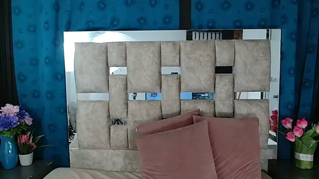 AmbarSmit online show from 11-11-25, 08:42