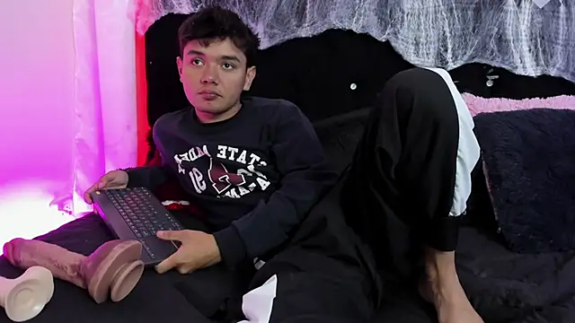 kody sexy online show from 10-23-25, 12:15