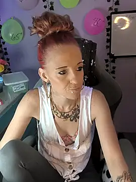 Purple2StayThnxx online show from 09-21-25, 11:17