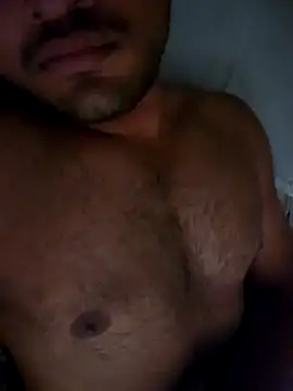 Snapshot of _Danny__ chatting on 10-24-25, 04:42 Danny online show from 10-24-25, 04:42