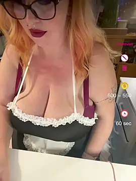 Snapshot of CurvyDoll_KateX chatting on 07-03-26, 12:06 CurvyDoll KateX online show from 07-03-26, 12:06