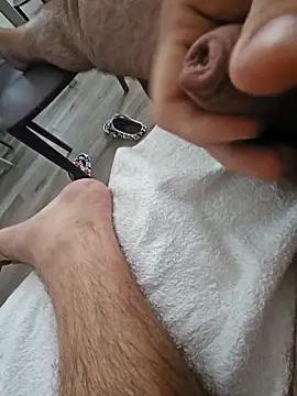 Snapshot of Dany2150 chatting on 10-12-25, 08:57 Dany2150 online show from 10-12-25, 08:57