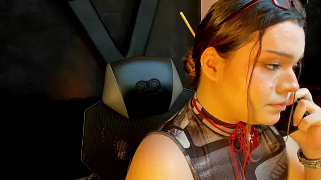 Snapshot of Maxxxine1 chatting on 09-23-25, 09:18 Maxxxine1 online show from 09-23-25, 09:18