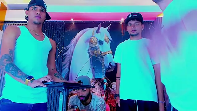 Snapshot of Dominic_Max_ chatting on 09-14-25, 04:44 Dominic Max online show from 09-14-25, 04:44