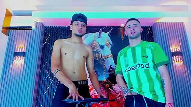 Snapshot of Dominic_Max_ chatting on 09-15-25, 04:56 Dominic Max online show from 09-15-25, 04:56