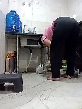 Snapshot of kajal_01raj chatting on 11-12-25, 03:29 kajal 01raj online show from 11-12-25, 03:29