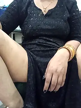 Snapshot of kajal_01raj chatting on 11-29-25, 05:10 kajal 01raj online show from 11-29-25, 05:10