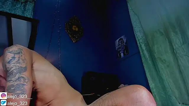 alejo  323   online show from 09-16-25, 01:39