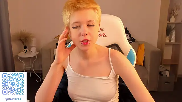 CarolineRichter online show from 09-27-25, 10:26