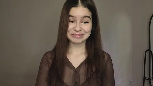 Snapshot of sladkoezzzka chatting on 09-27-25, 04:45 sladkoezzzka online show from 09-27-25, 04:45