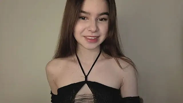 Snapshot of sladkoezzzka chatting on 10-13-25, 05:24 sladkoezzzka online show from 10-13-25, 05:24