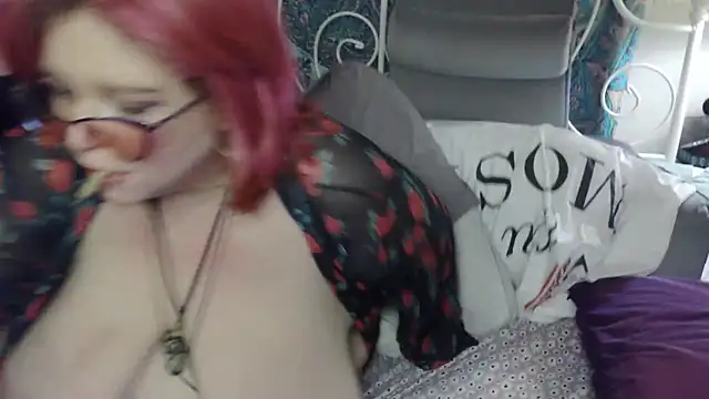 g0lden are0las89 online show from 12-01-25, 04:39