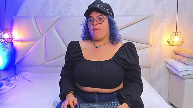 lulukawai16 online show from 11-14-25, 07:12