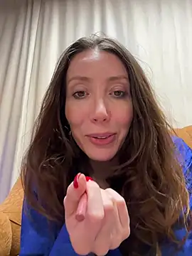 HellaryTourent online show from 01-12-26, 03:17