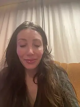 HellaryTourent online show from 02-22-26, 02:26