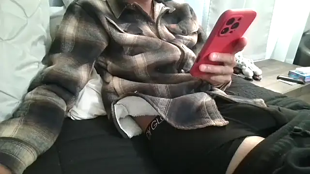 Snapshot of Palmejia chatting on 10-21-25, 02:29 Palmejia online show from 10-21-25, 02:29