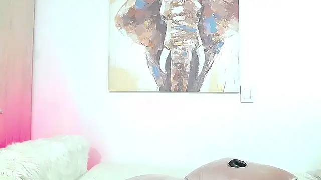 ParisRoux online show from 04-05-26, 08:50