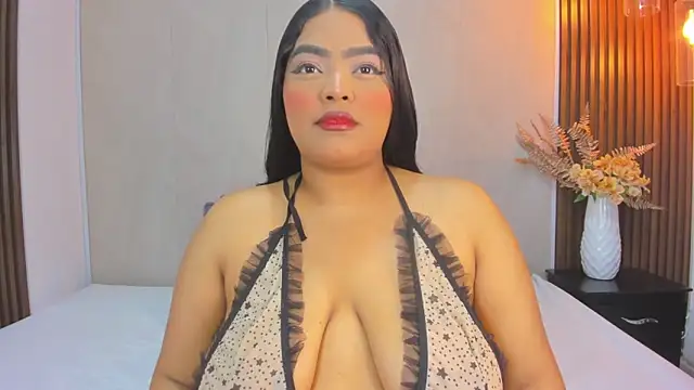 Snapshot of RileyDolly chatting on 02-12-26, 03:45 RileyDolly online show from 02-12-26, 03:45