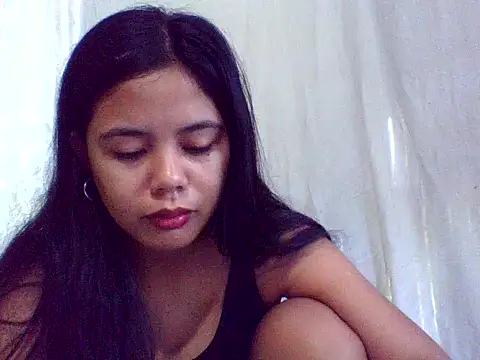 Snapshot of sweet_heaven00 chatting on 10-03-25, 12:18 sweet heaven00 online show from 10-03-25, 12:18