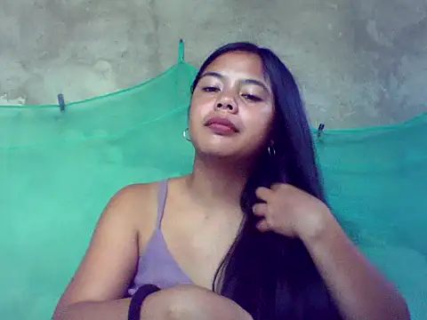 Snapshot of sweet_heaven00 chatting on 11-01-25, 01:29 sweet heaven00 online show from 11-01-25, 01:29