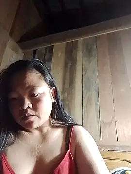 Snapshot of MaySweetb chatting on 09-27-25, 11:32 MaySweetb online show from 09-27-25, 11:32