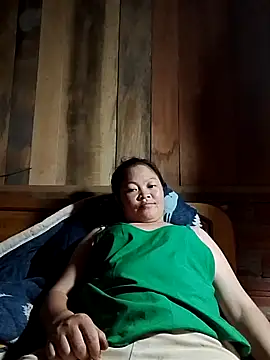 Snapshot of MaySweetb chatting on 09-30-25, 11:59 MaySweetb online show from 09-30-25, 11:59