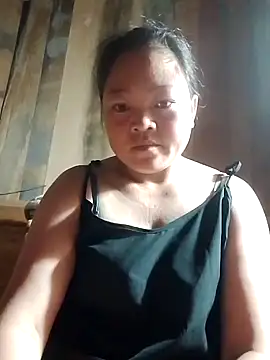 Snapshot of MaySweetb chatting on 10-01-25, 10:27 MaySweetb online show from 10-01-25, 10:27