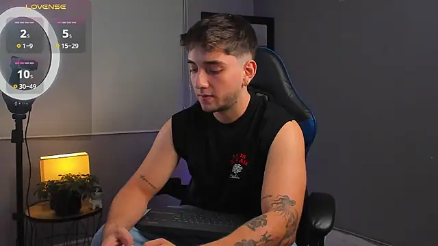 IamAngelCamilo online show from 11-11-25, 01:16