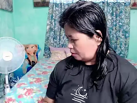 lovelable smile online show from 02-02-26, 03:33