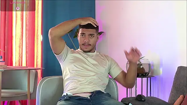 Snapshot of michel_g1 chatting on 09-23-25, 01:47 michel g1 online show from 09-23-25, 01:47