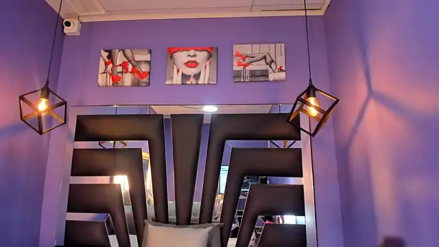 Snapshot of anne-brown13 chatting on 10-03-25, 08:06 anne-brown13 online show from 10-03-25, 08:06