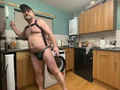 Snapshot of Dilfcam101 chatting on 02-14-26, 06:26 Dilfcam101 online show from 02-14-26, 06:26