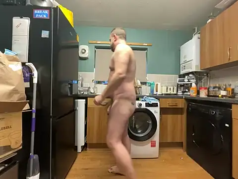 Snapshot of Dilfcam101 chatting on 02-18-26, 07:26 Dilfcam101 online show from 02-18-26, 07:26