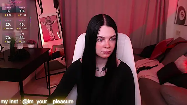 Snapshot of Michela_Fruet chatting on 02-07-26, 01:09 Michela Fruet online show from 02-07-26, 01:09