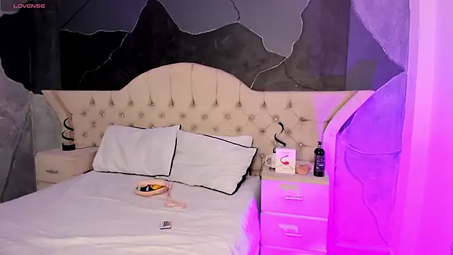 Snapshot of AmbarFoxx_ chatting on 09-13-25, 05:07 AmbarFoxx online show from 09-13-25, 05:07