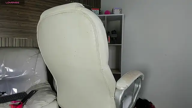 Snapshot of AmbarFoxx_ chatting on 11-15-25, 11:10 AmbarFoxx online show from 11-15-25, 11:10