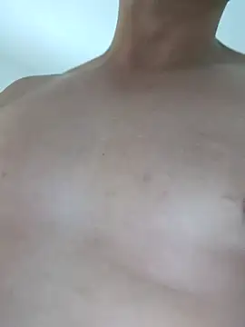 Bradd 32 online show from 12-20-25, 05:09