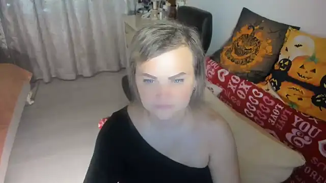 MildMature online show from 11-06-25, 06:53