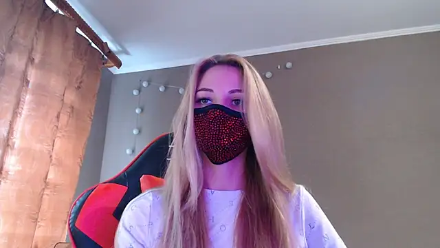 Iris lave online show from 10-17-25, 01:57